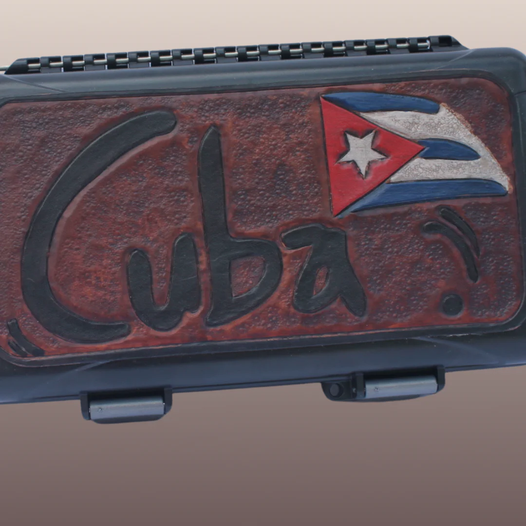 Cave de voyage en Cuir Customisée CUBA – Image 2