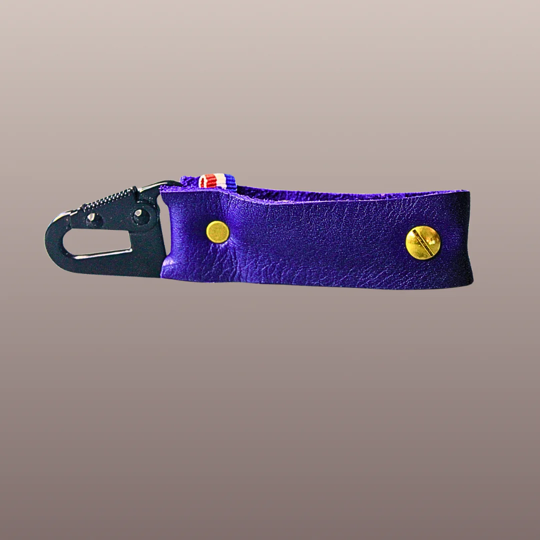 Emporte pièce / Punch Cuir Bleu – Image 3